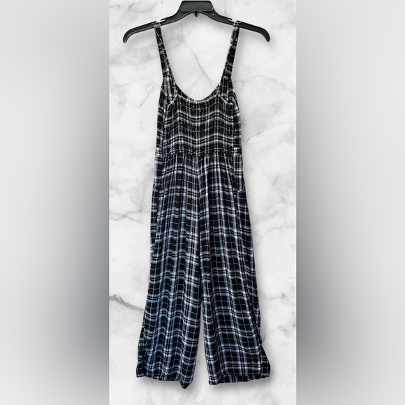 Hollister Jumpsuit Jumper Romper Size S - Picture 5 of 13